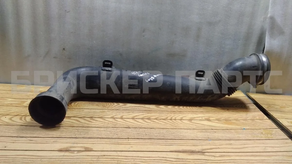 Патрубок фильтра Ленд Ровер Дискавери 3