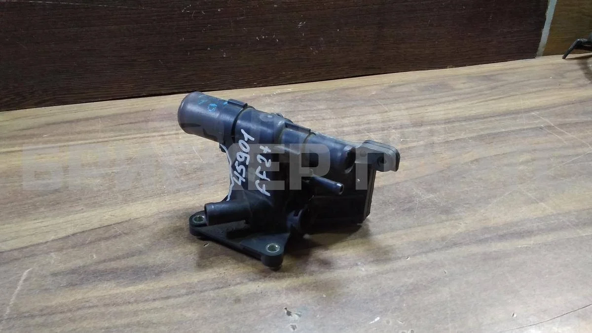 Фланец охлаждения Форд Фокус 2  рестайлинг