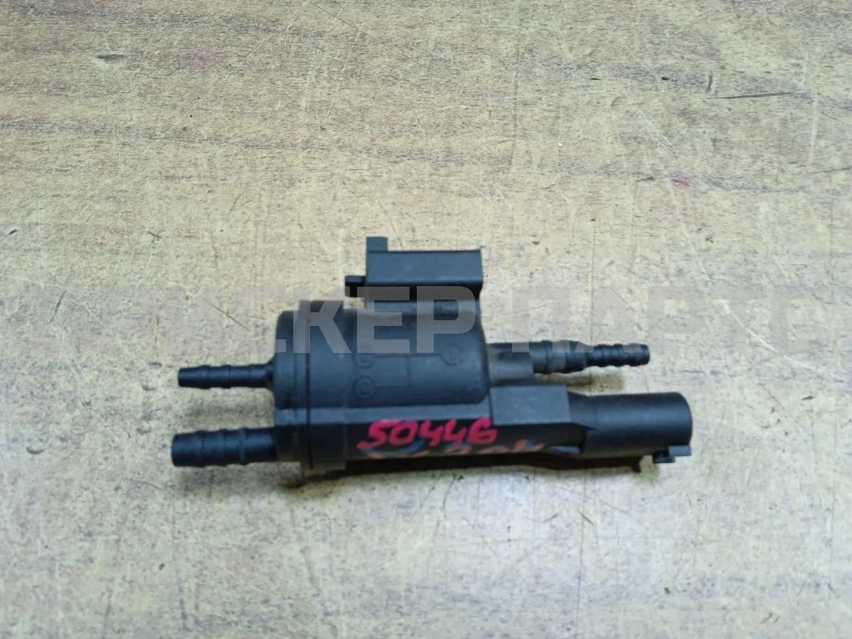 Клапан элек-магнитный Mercedes (Мерседес) Ц-класс W204