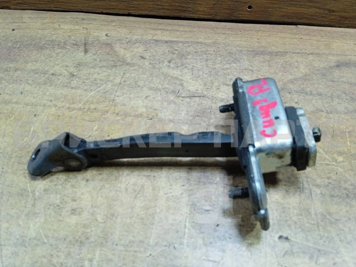 Ограничитель двери Киа Сид 2  JD