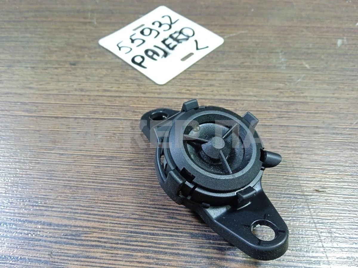 Динамик левый Митсубиси Паджеро/Монтеро 4 (V90/V80)