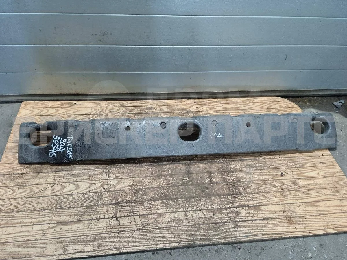 Наполнитель бампера Хендай Туссан I  JM