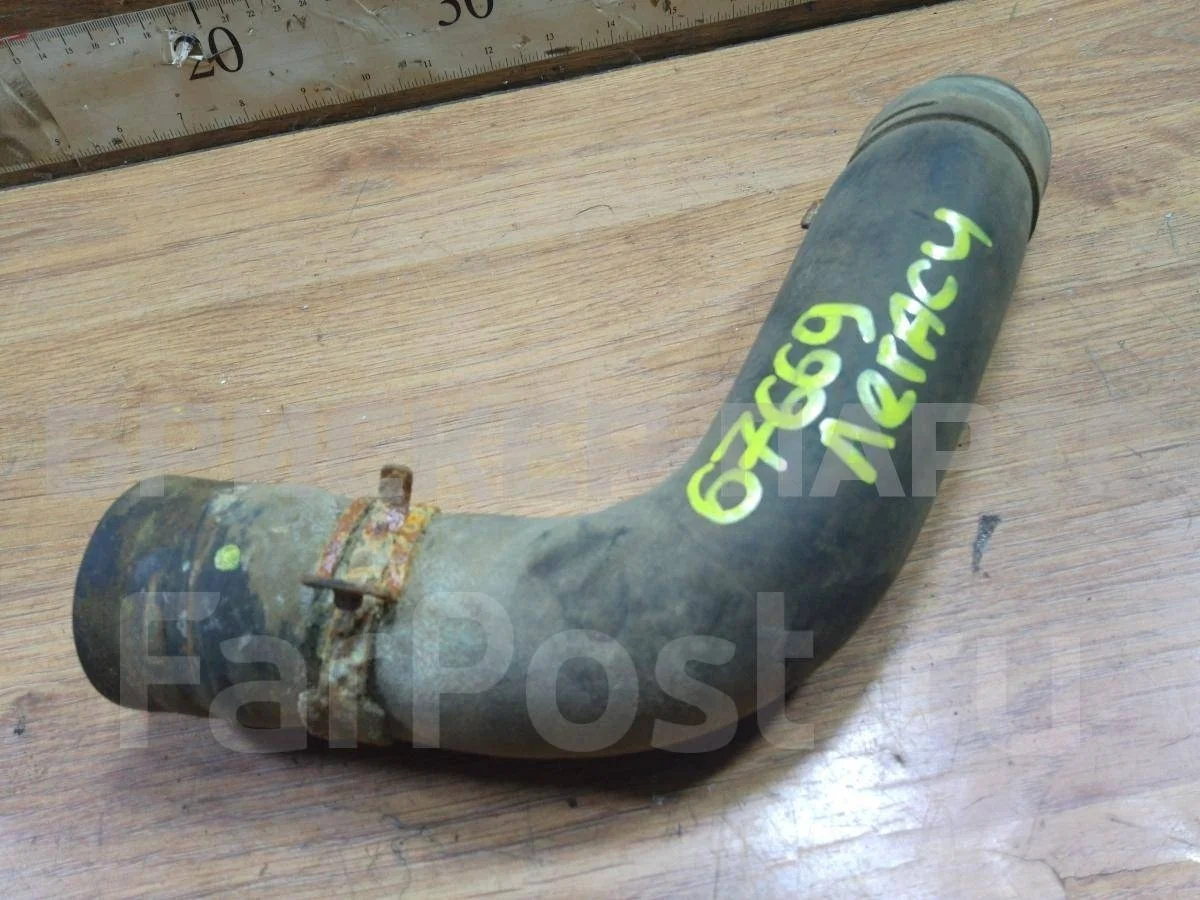 Патрубок радиатора Субару Легаси 4  B13