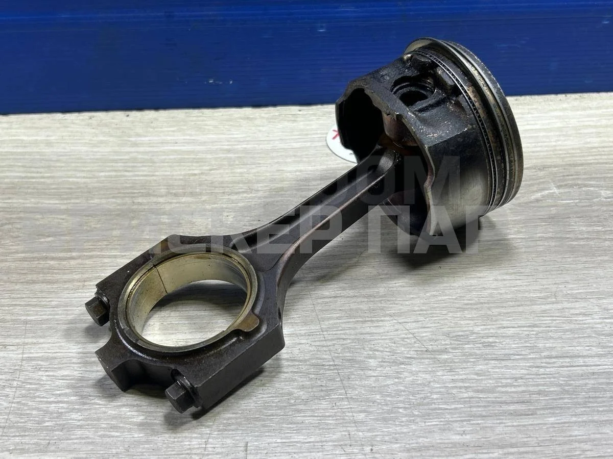Поршень с шатуном Мазда Трибьют 1 серия EP