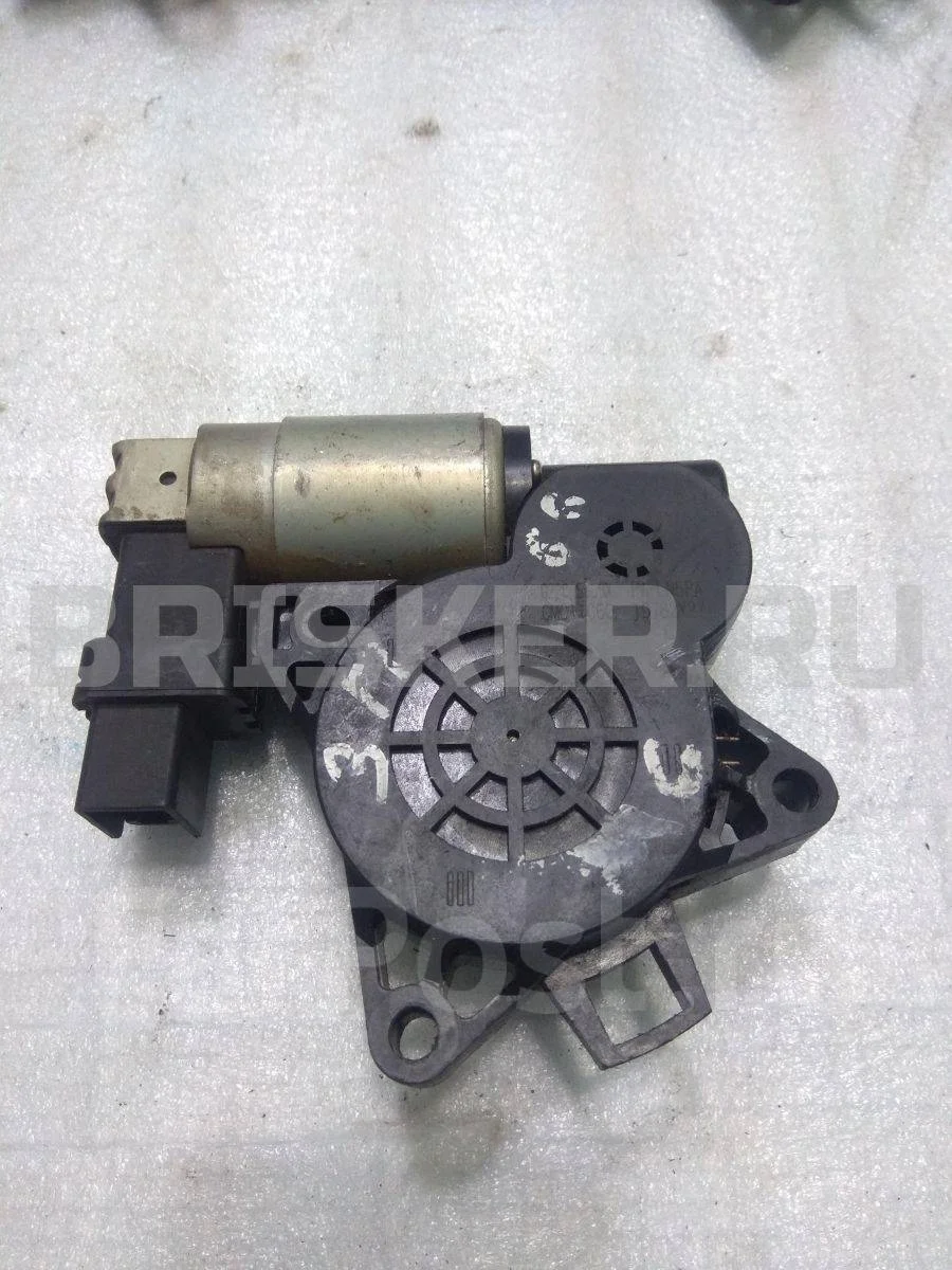 Моторчик стеклопод. Мазда 6 1  (GG)