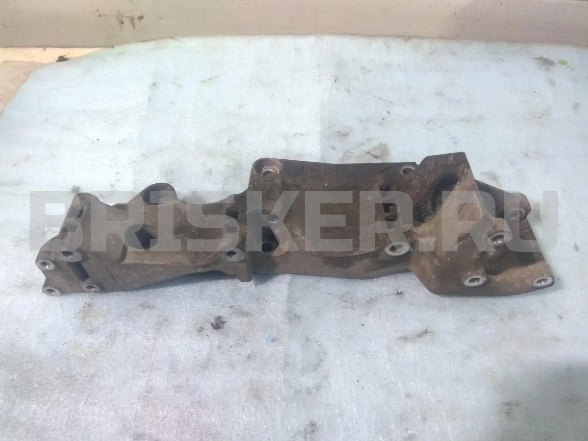 Кронштейн генератора Шкода Октавия А4 рестайлинг