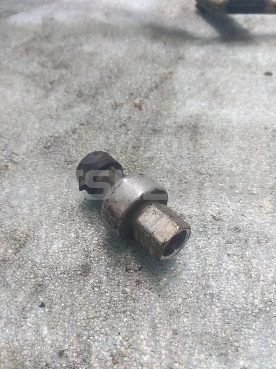 Датчик кондиционера Рено Симбол 2