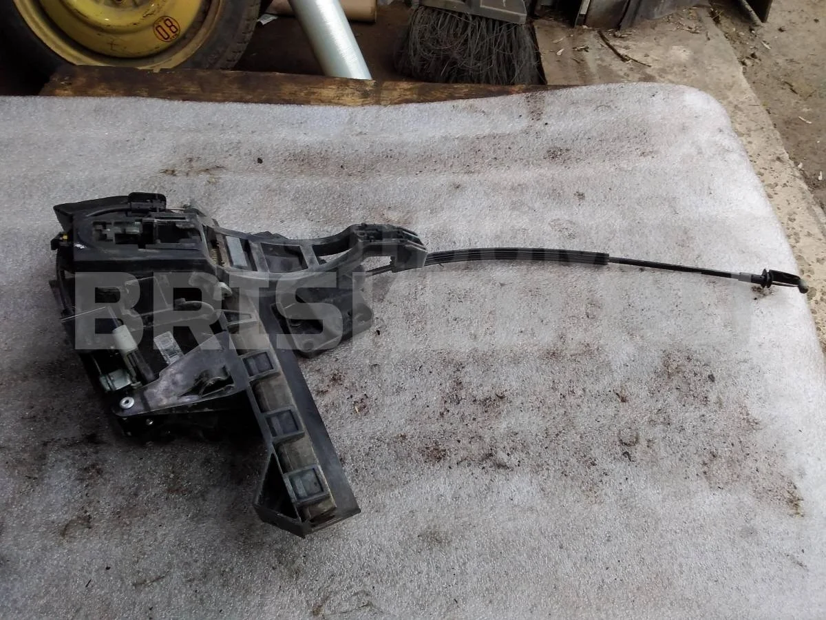 Замок двери задней Форд Фокус 2  CB4