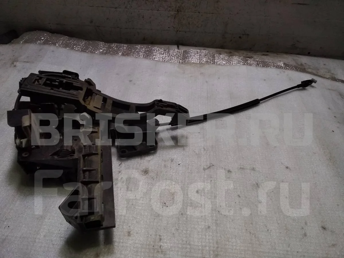 Замок двери задней Форд Фокус 2  CB4