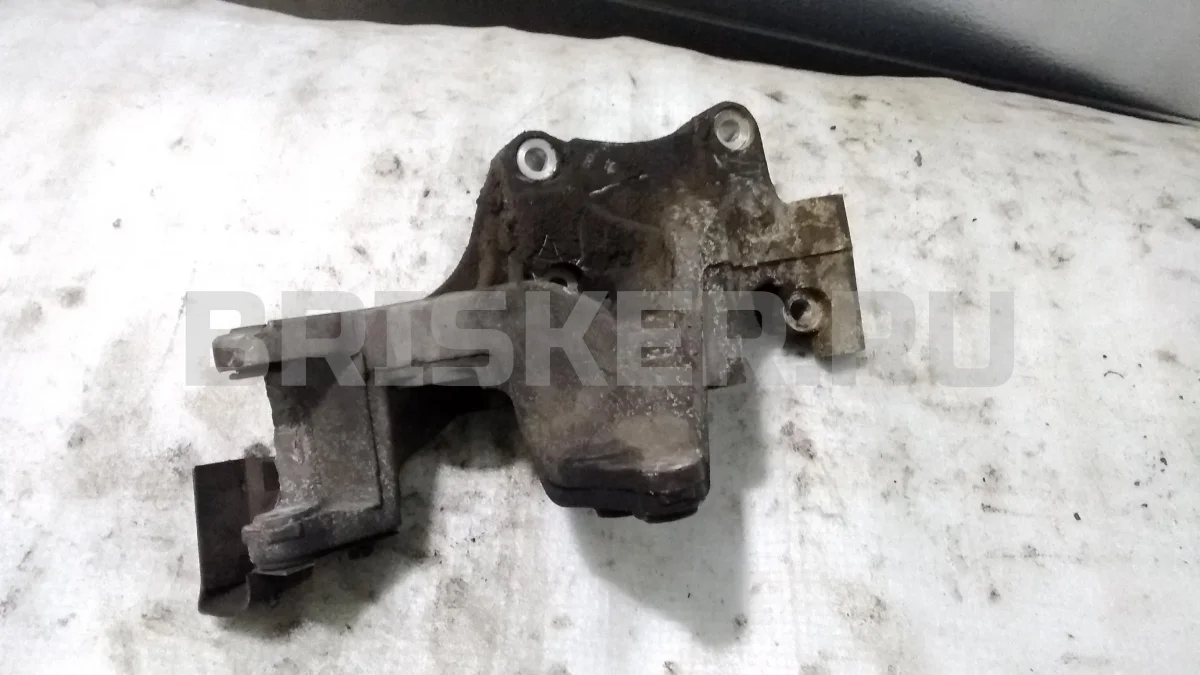 Кронштейн компрессора кондиционера Чери Фора A21