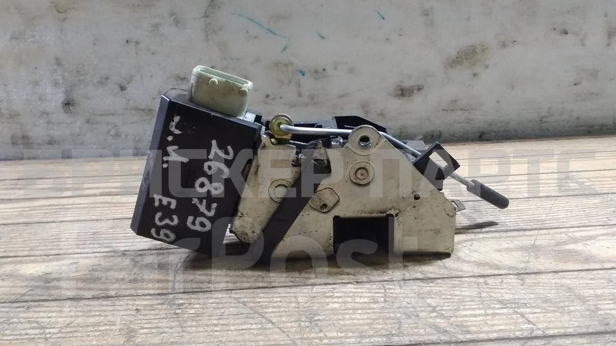 Замок двери задней БМВ 5 серия E39