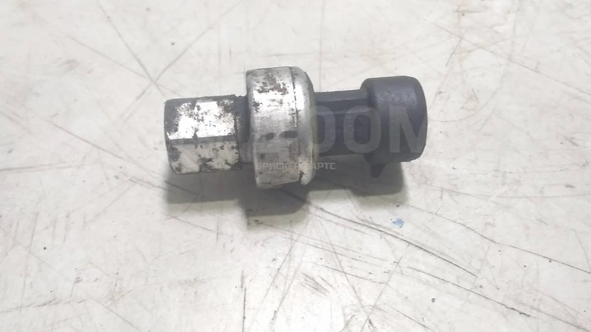 Датчик кондиционера Рено Сандеро 1