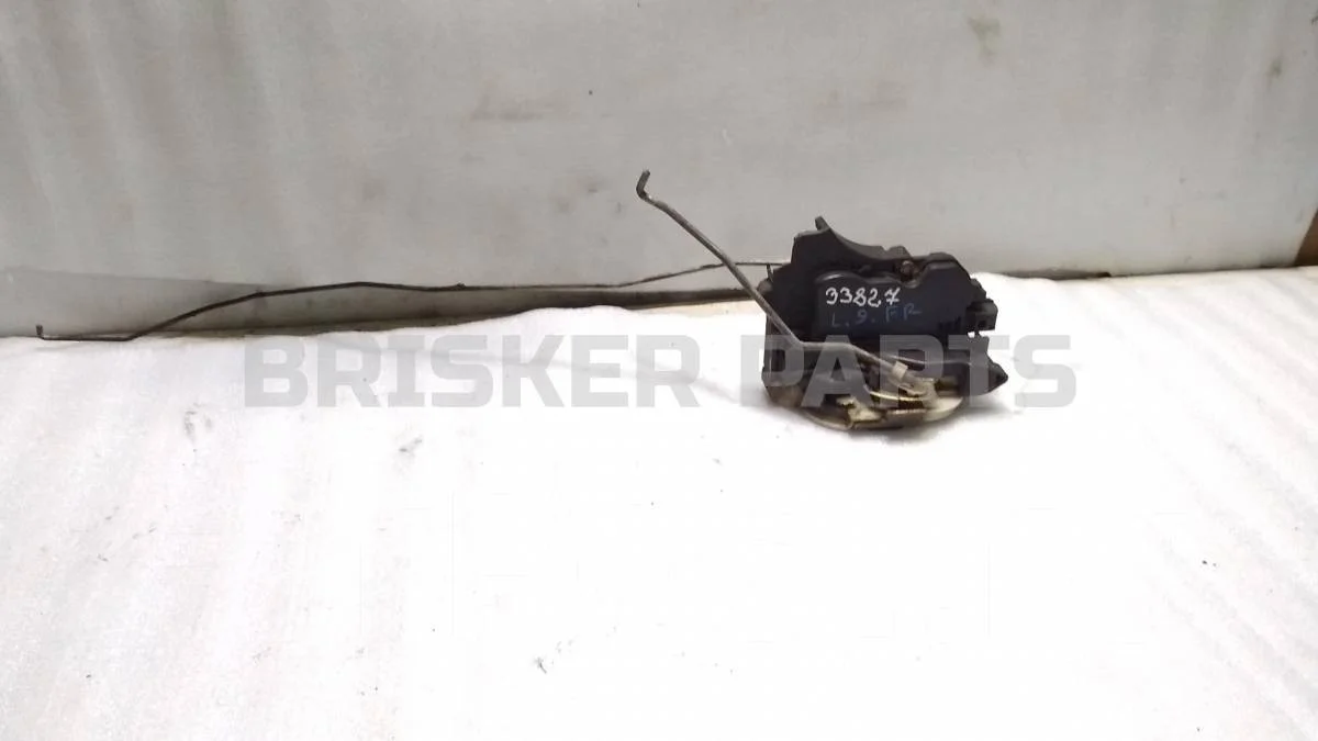 Замок передней правой двери Митсубиси Лансер 9  (CS)