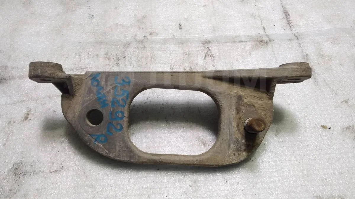 Кронштейн КПП Рено Логан 1  LS0G/LS12