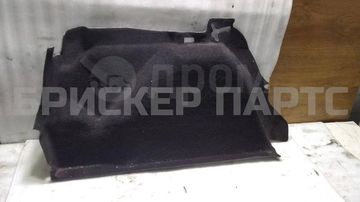 Обшивка багажника левая Форд Фокус 2  рестайлинг