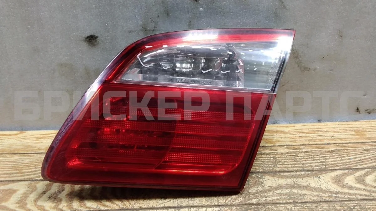 Фонарь задний правый Ниссан Максима 5  A33