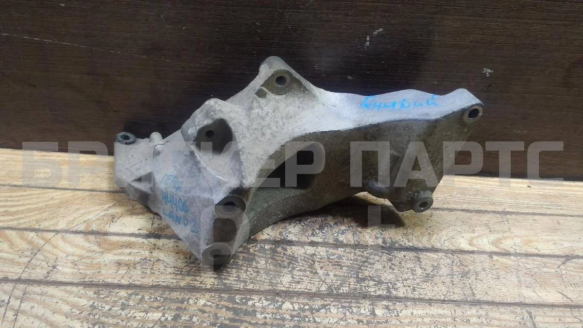 Кронштейн генератора Ленд Ровер Дискавери 3