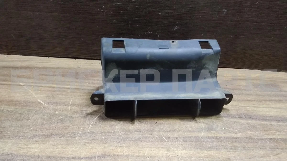 Воздуховод Фольксваген Поло 5  Mk5 6R1