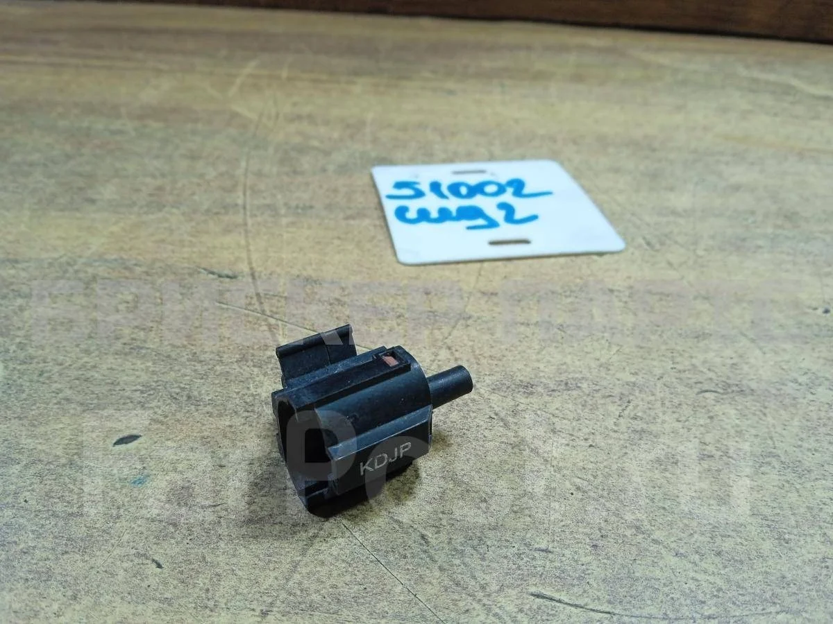 Датчик температуры Киа Сид 2  JD