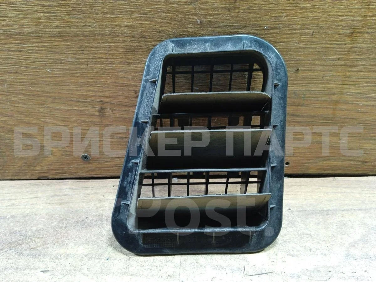 Клапан заднего крыла Киа Сид 2  JD