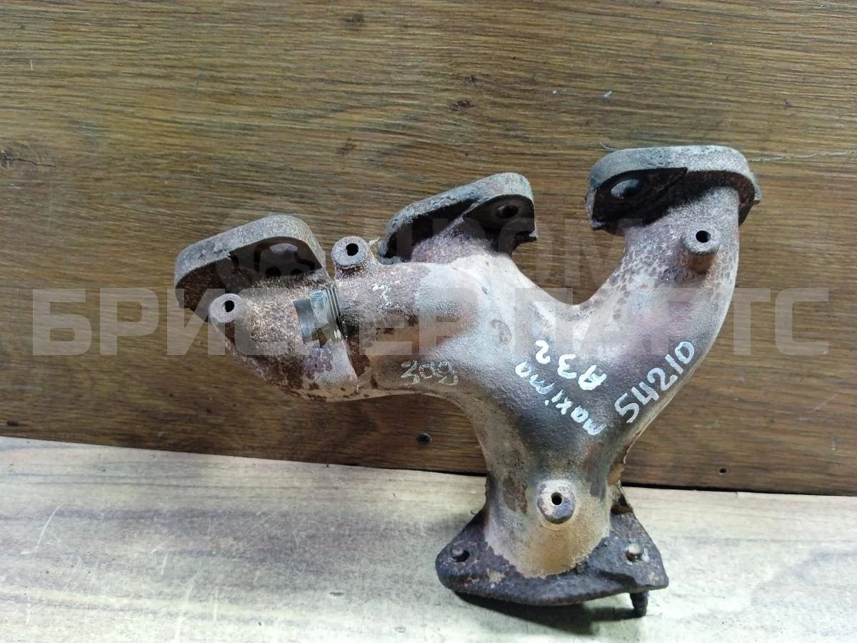 Коллектор выпускной Ниссан Максима 4  A32