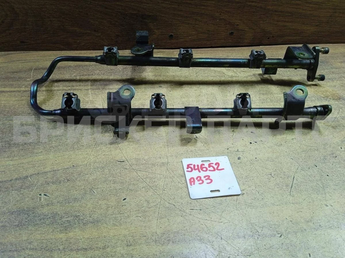 Рампа топливная Ниссан Максима 5  A33