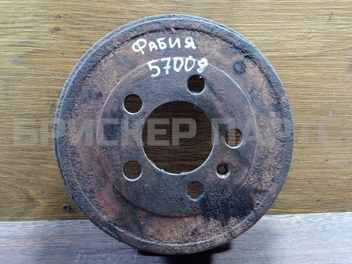 Тормозной барабан Шкода Фабия 1  Mk1 (6Y2)