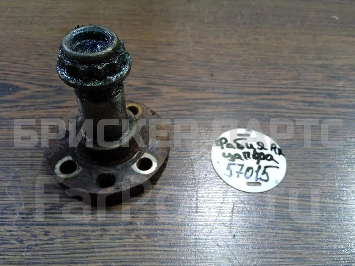 Цапфа задней ступицы Шкода Фабия 1  Mk1 (6Y2)