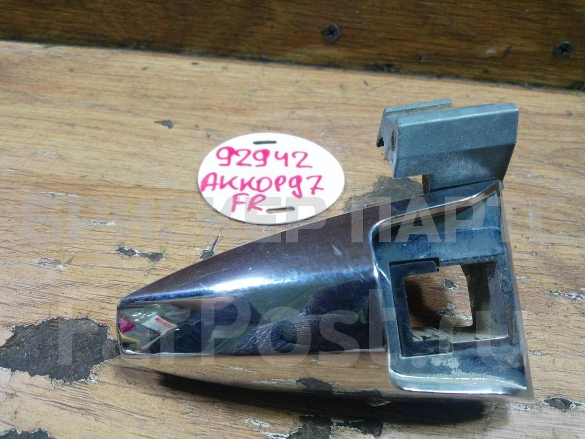 Накладка ручки правой Хонда Аккорд 7 рестайлинг