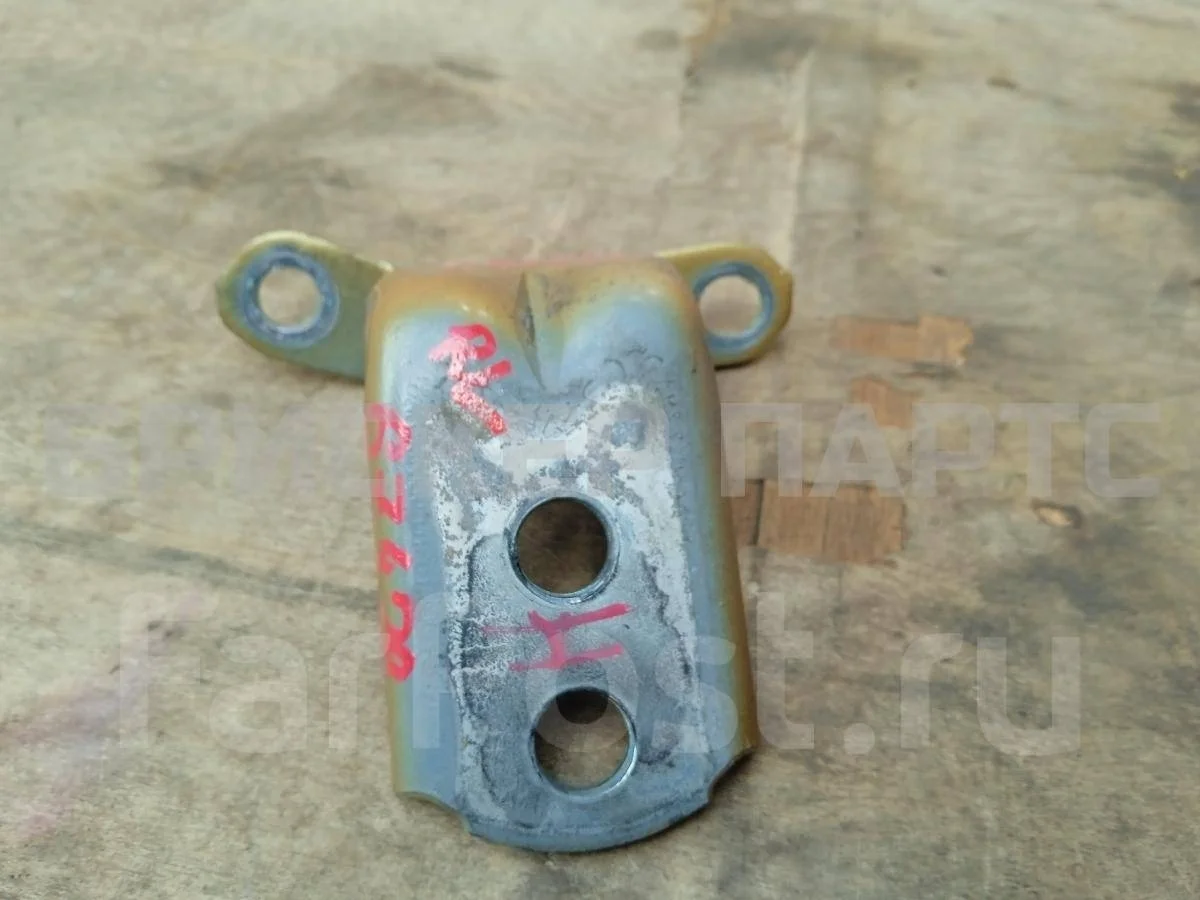 Петля двери зад левой Ниссан Тиида 1  C11