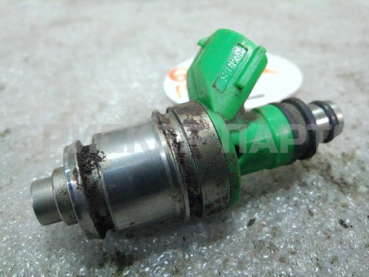 Форсунка топливная бензиновая Сузуки Гранд Витара 1