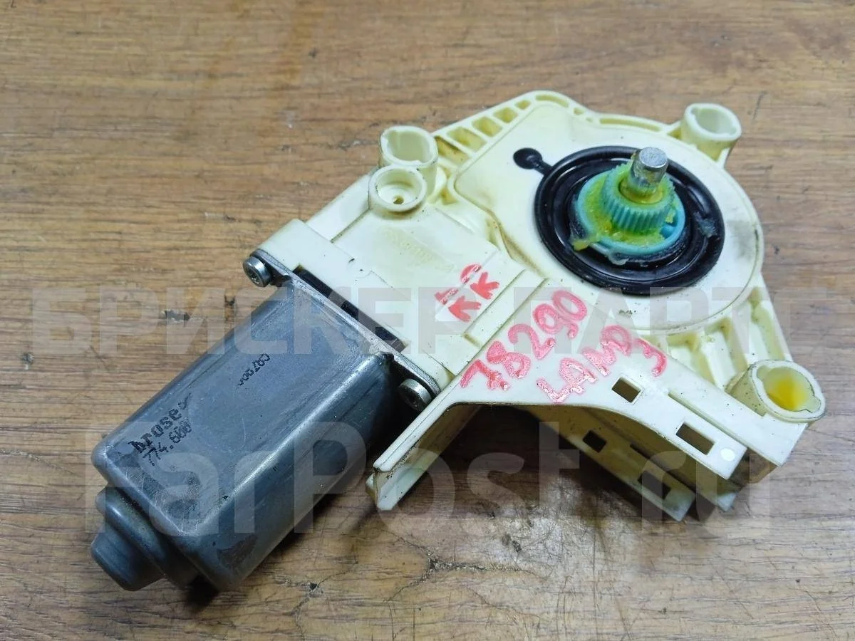 Моторчик стеклопод. Ленд Ровер Дискавери 3