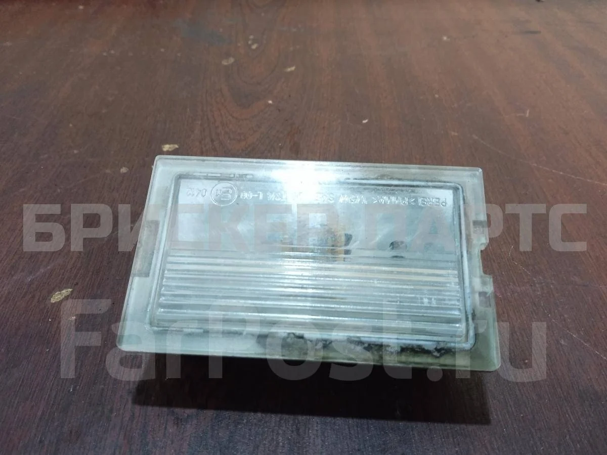 Плафон подсветки номера Ленд Ровер Дискавери 3