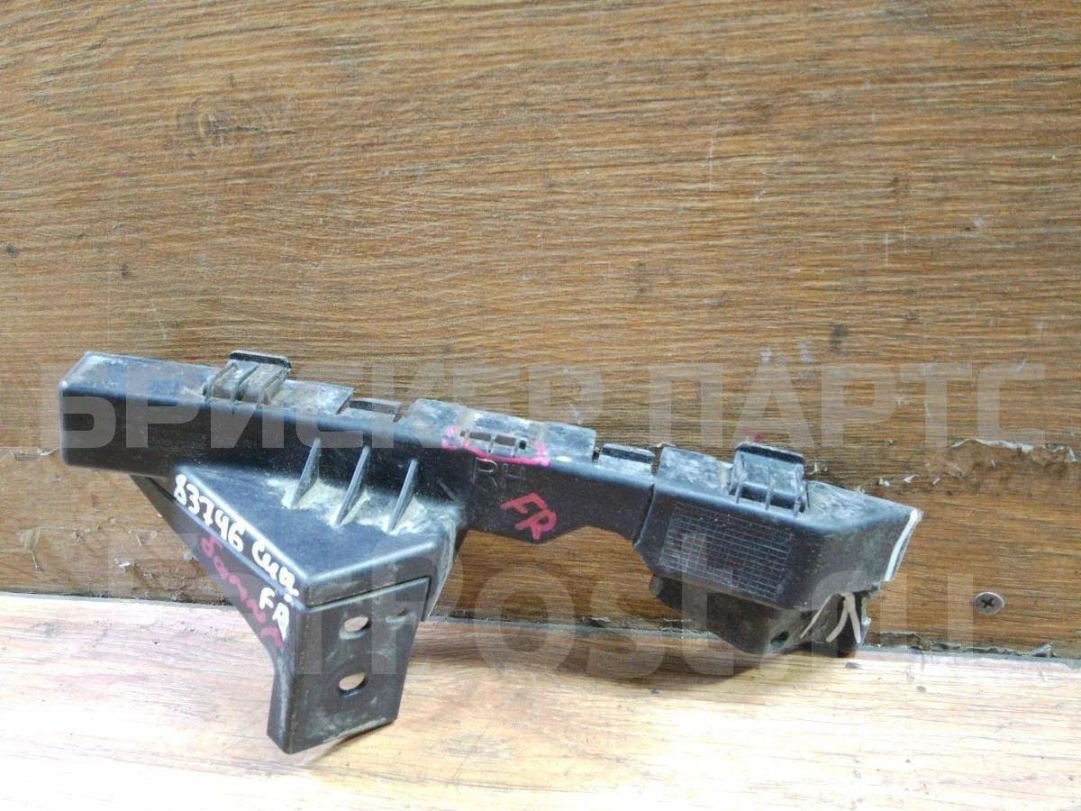 Кронштейн бампера Киа Сид 2  JD