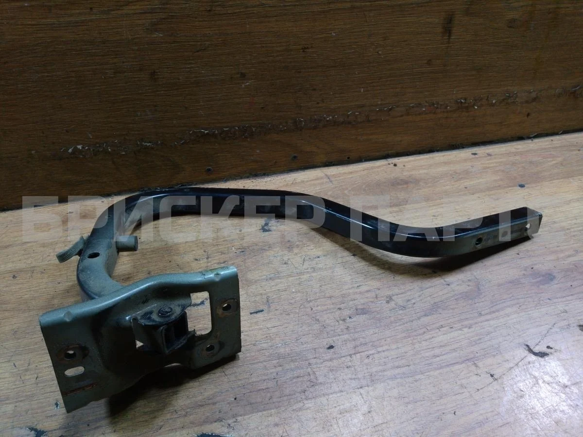 Петля багажника правая Ниссан Максима 5  A33