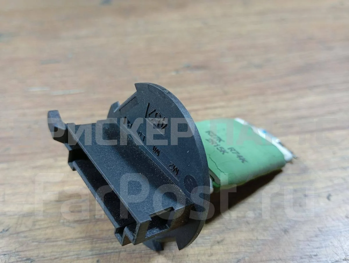 Резистор печки Митсубиси Кольт 6  Z30