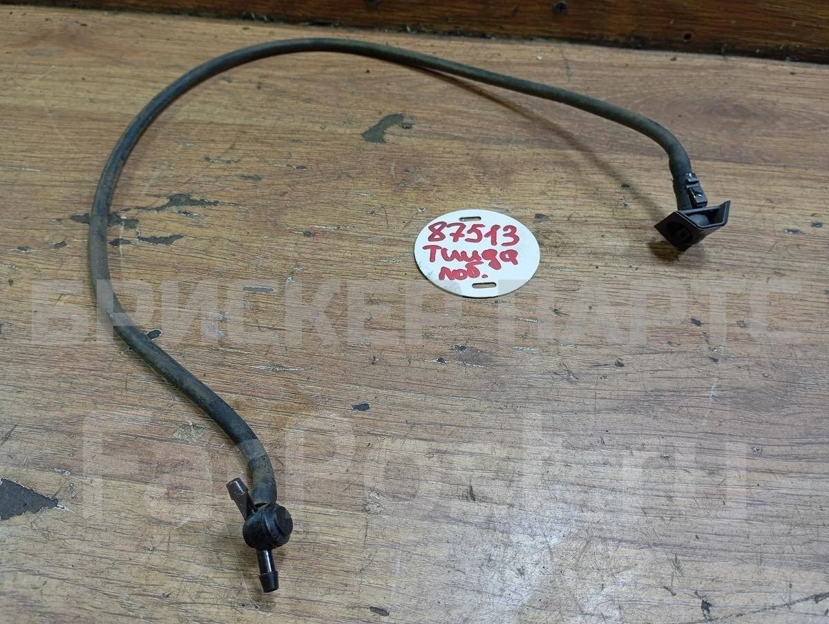 Форсунка омывателя Ниссан Тиида 1  C11