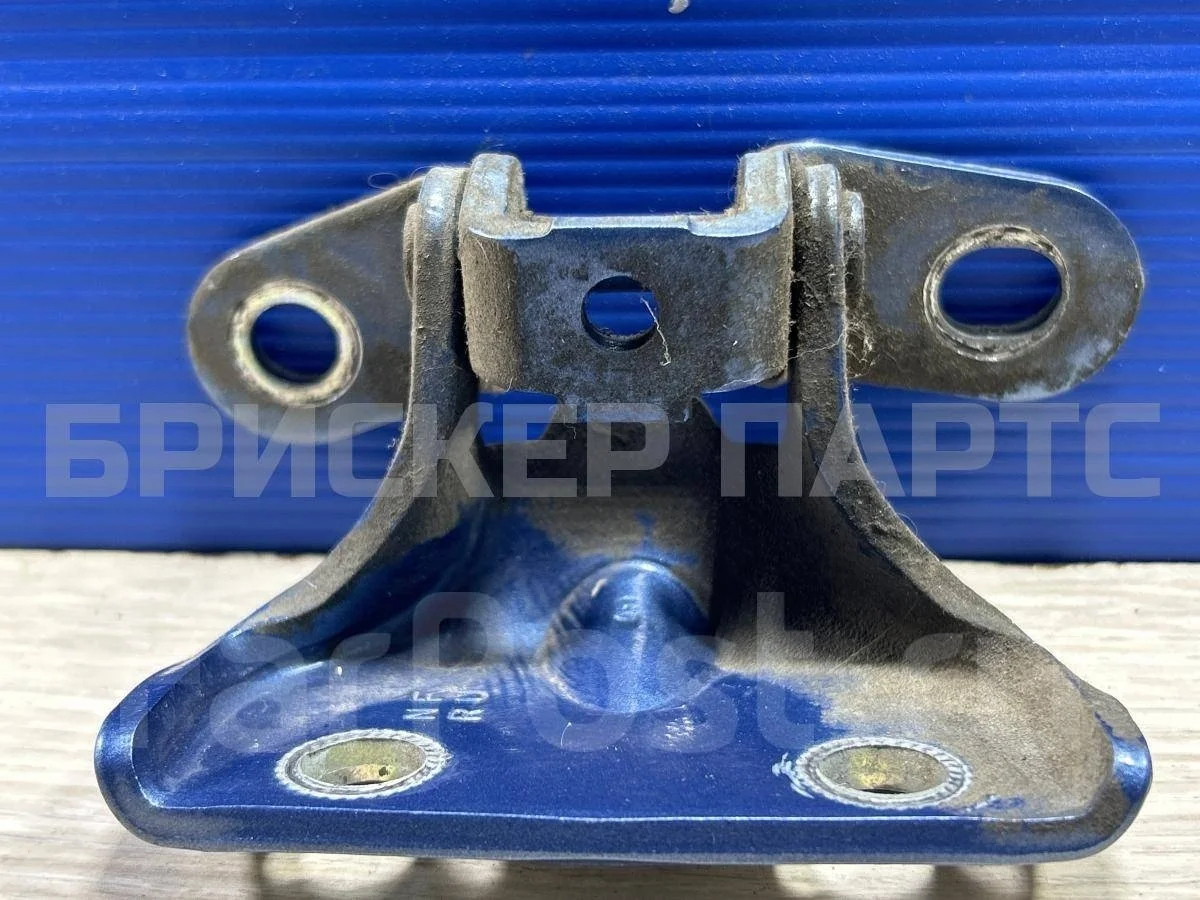 Петля двери зад левой Киа Сид 2  JD