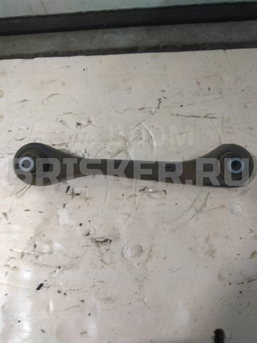 Рычаг задний левый Фольксваген Гольф Mk5