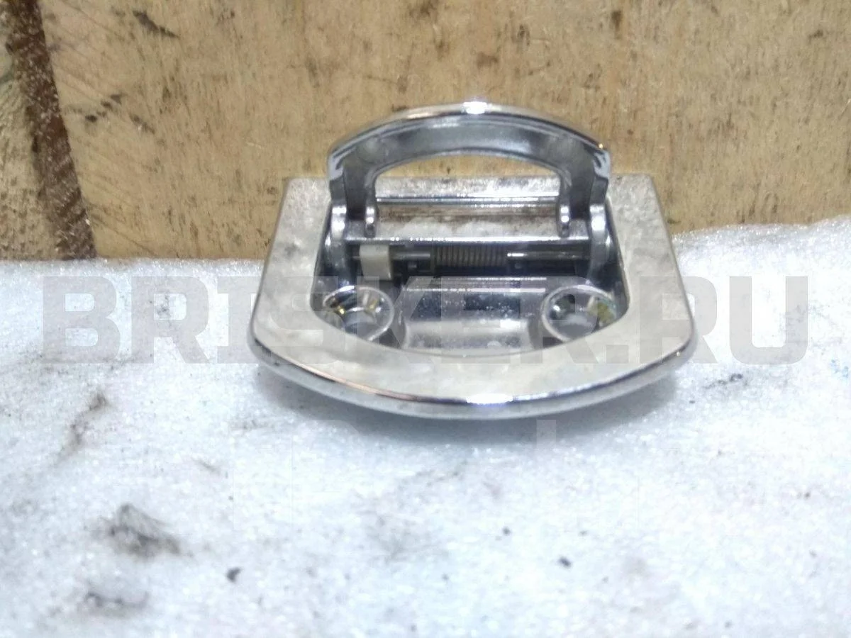 Петля крепления груза Фольксваген Пассат Б6