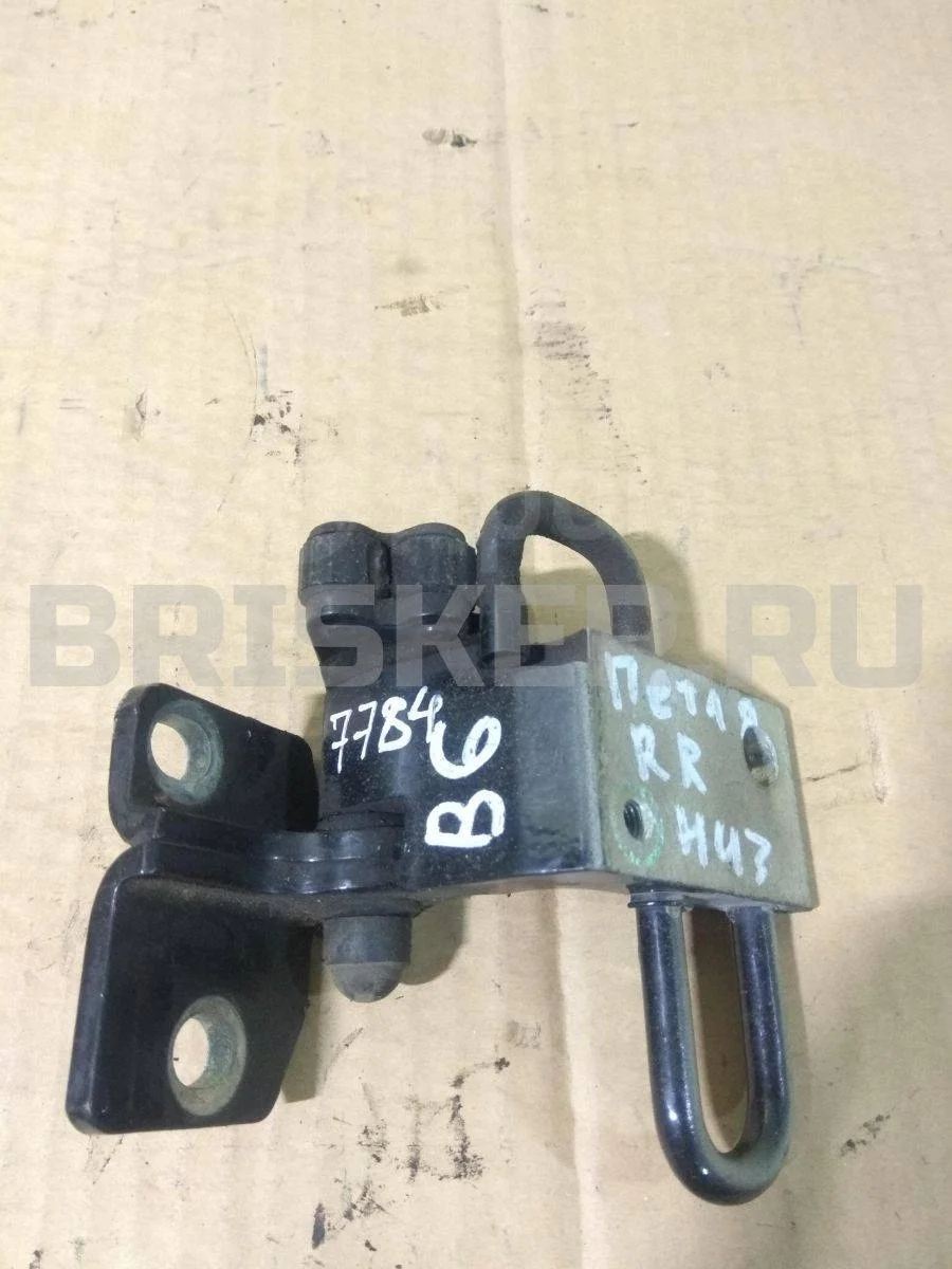 Петля двери зад правой Фольксваген Пассат Б6