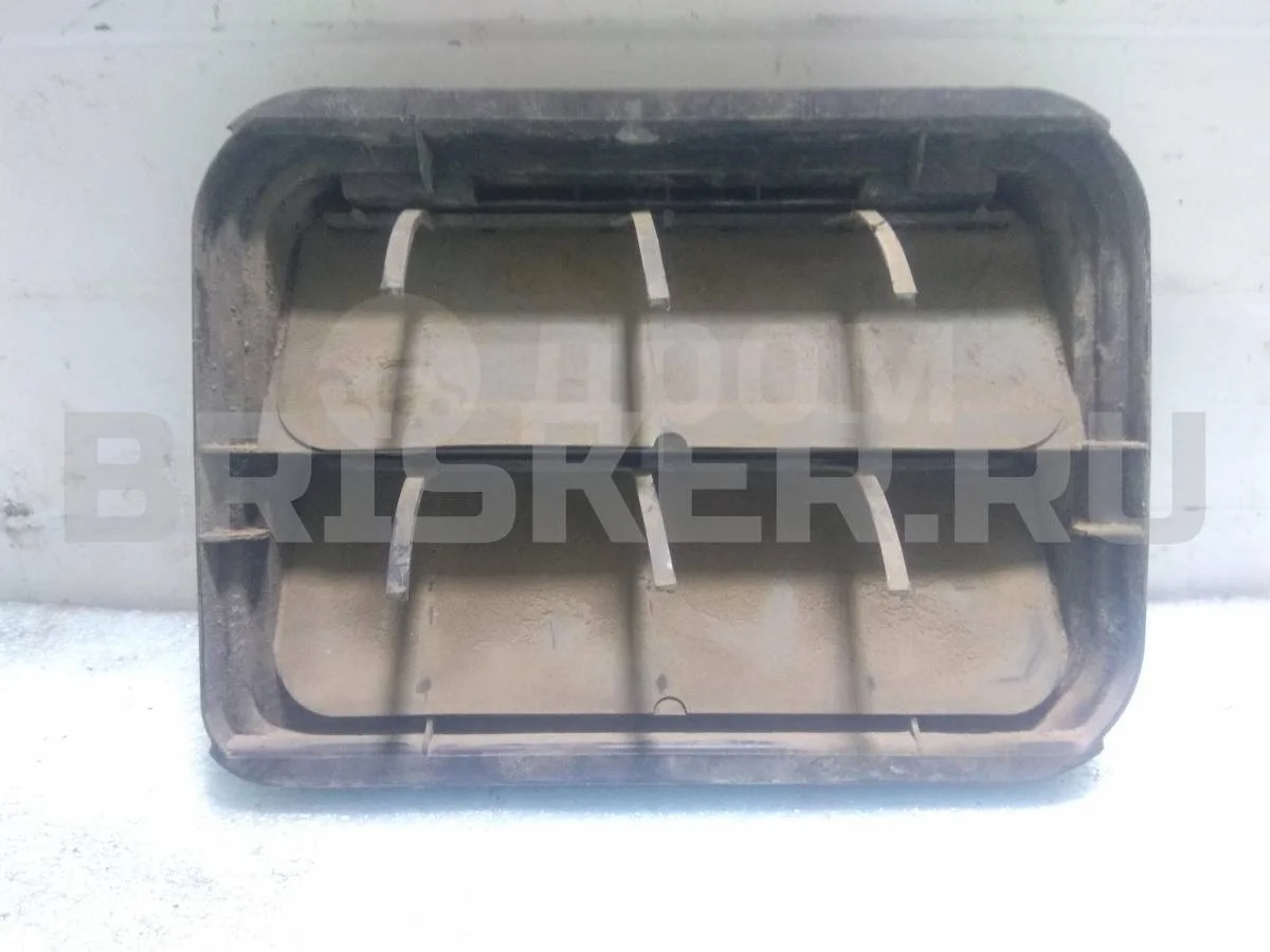 Решетка вентиляционная Рено Меган 2  LM05, KM, BM