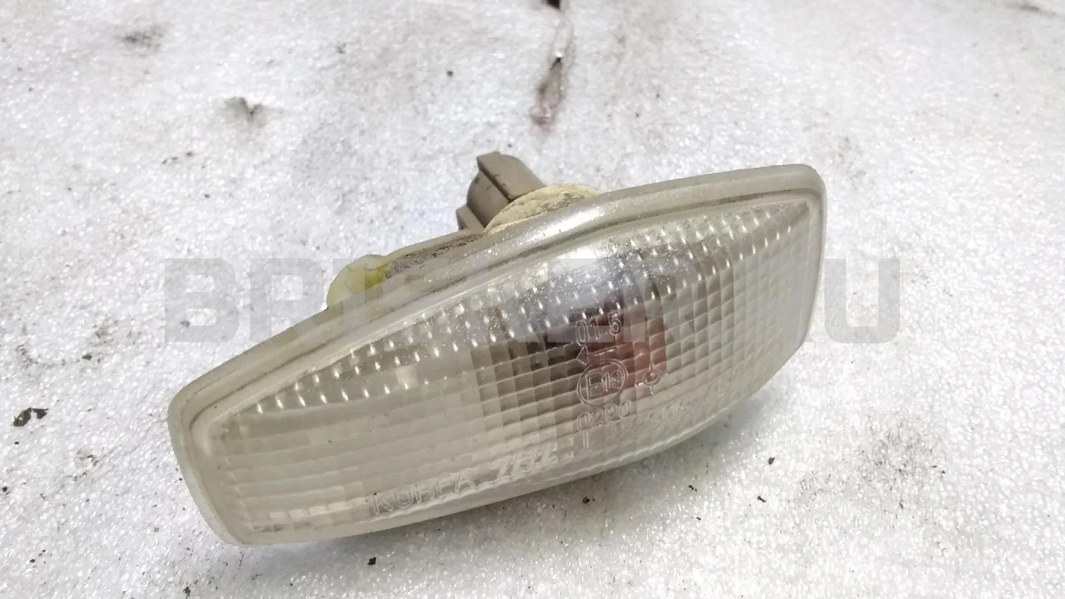 Повторитель в крыло Киа Маджентис 1