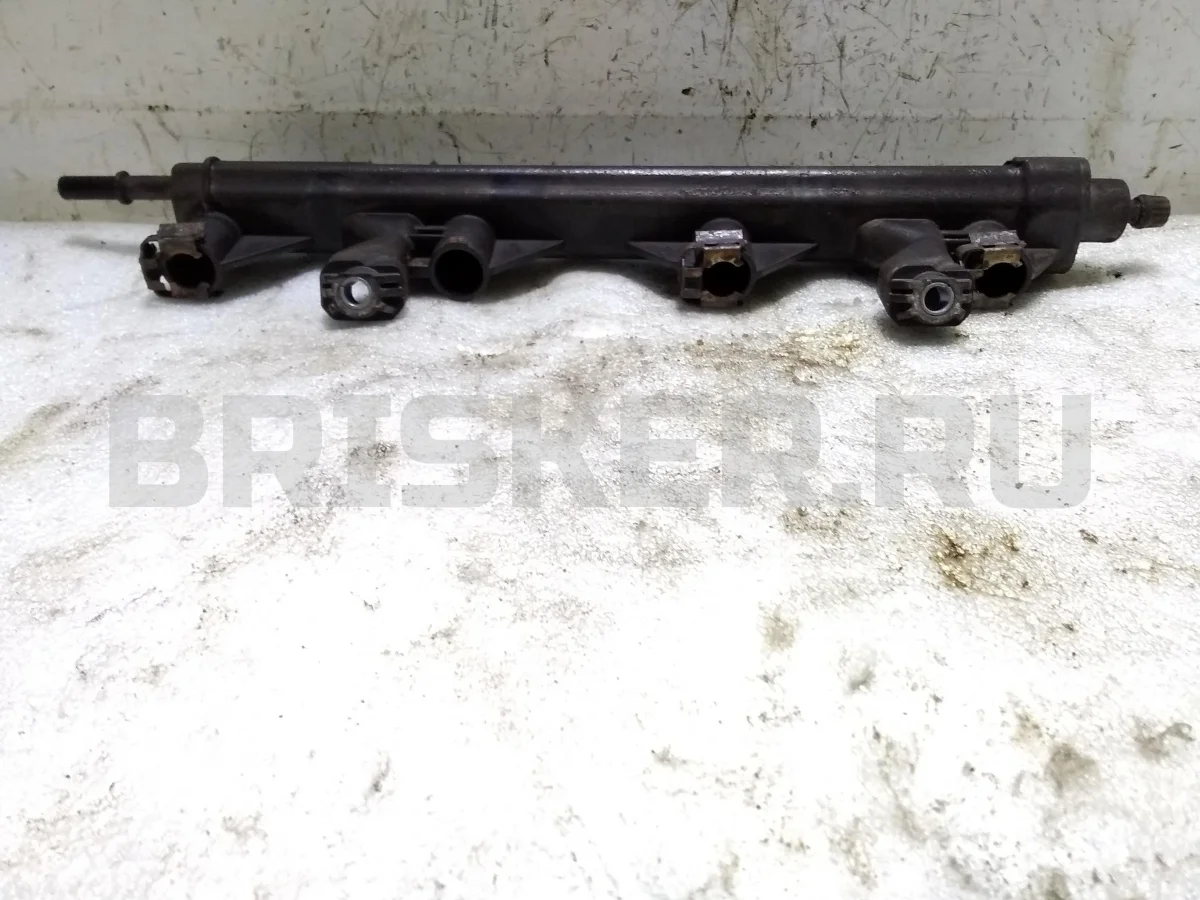 Рампа топливная Пежо 3008 1