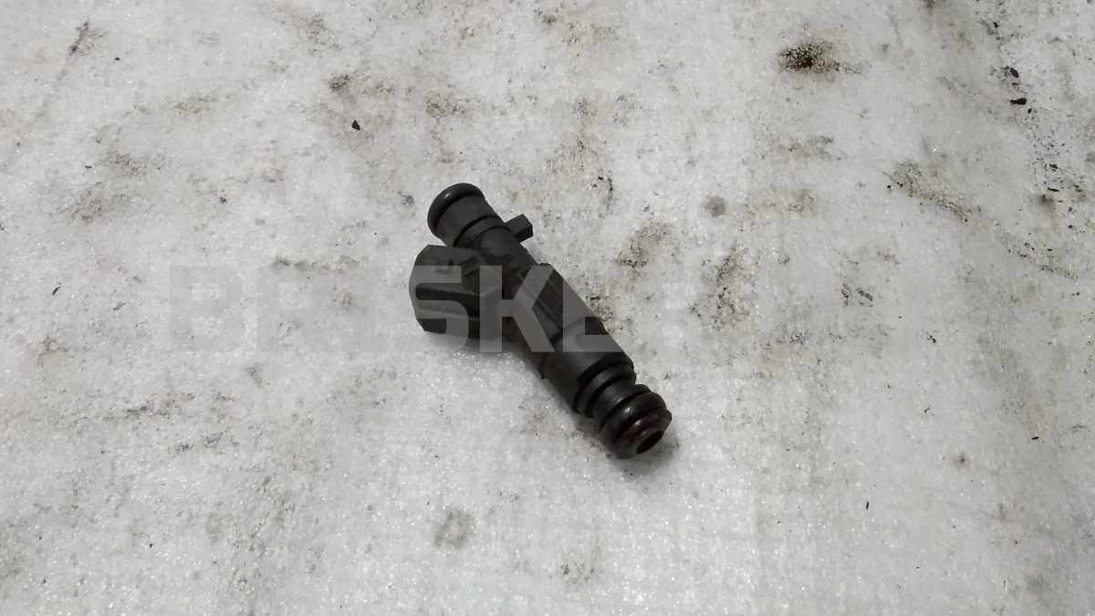 Форсунка топливная бензиновая Чери Фора A21