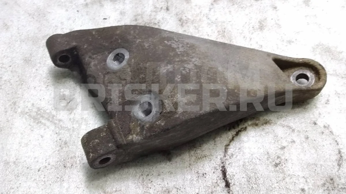 Кронштейн генератора Шевроле Ланос