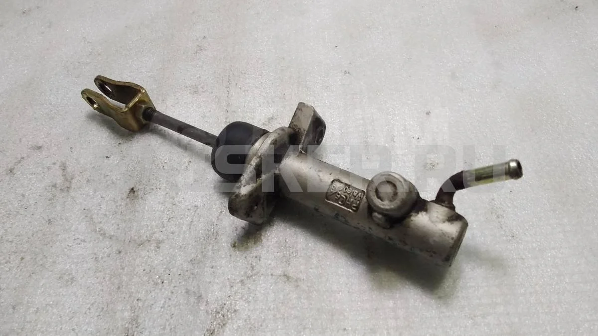 Цилиндр сцеп главный Шевроле Ланос