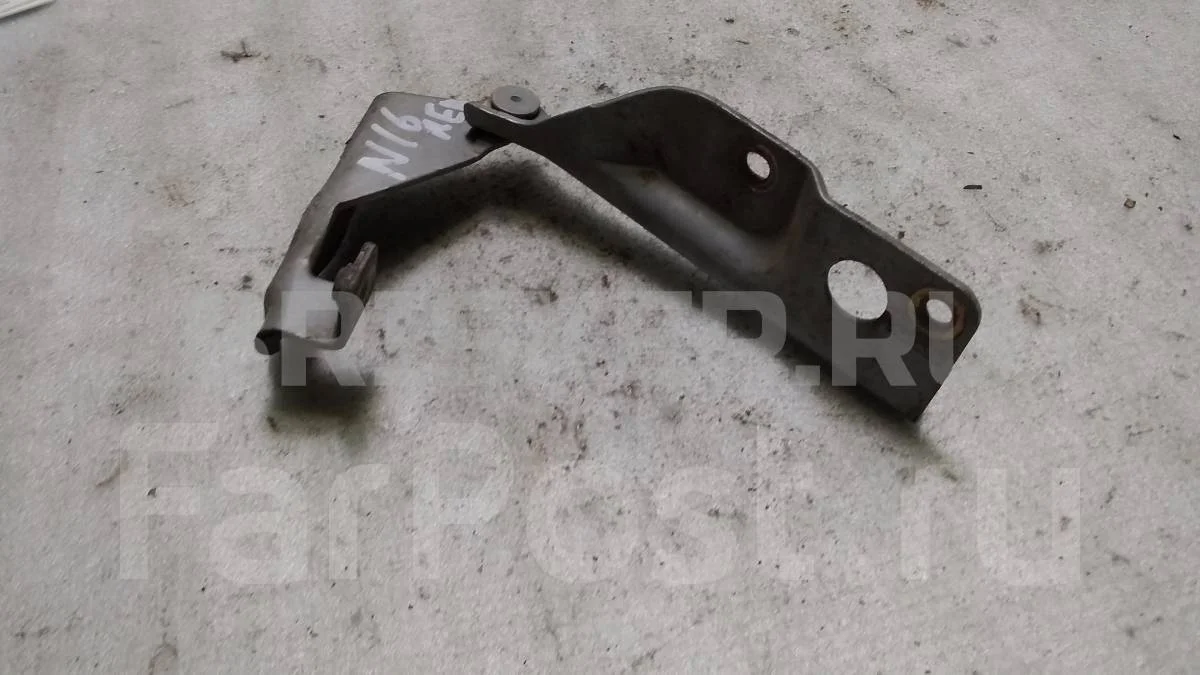 Петля капота левая Ниссан Альмера 2  (N16)
