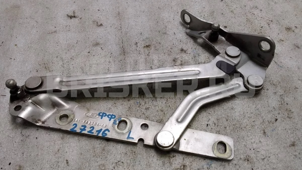 Петля багажника левая Форд Фокус 2  рестайлинг