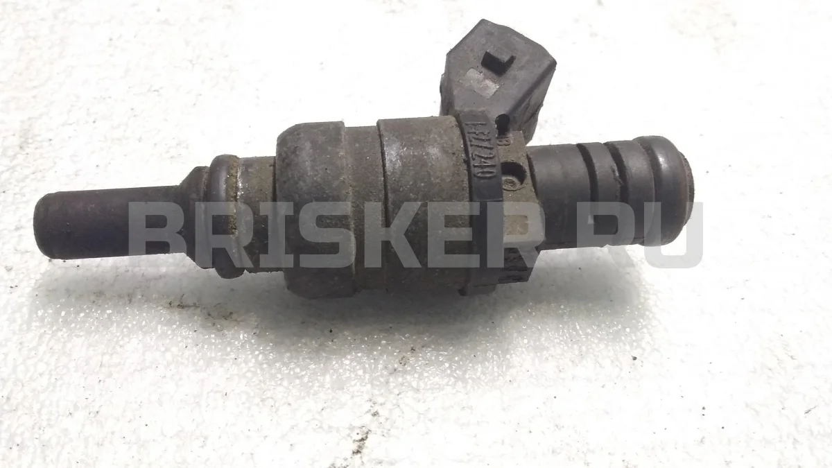 Форсунка топливная бензиновая БМВ 5 серия E39